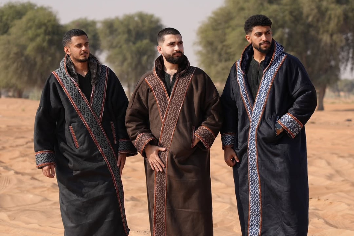Dressed for the Hour: The Art of Wearing a Thobe Through Every Part of the UAE Day